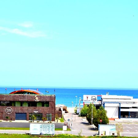 Summerland Sea & Lake Mamaia Dış mekan fotoğraf