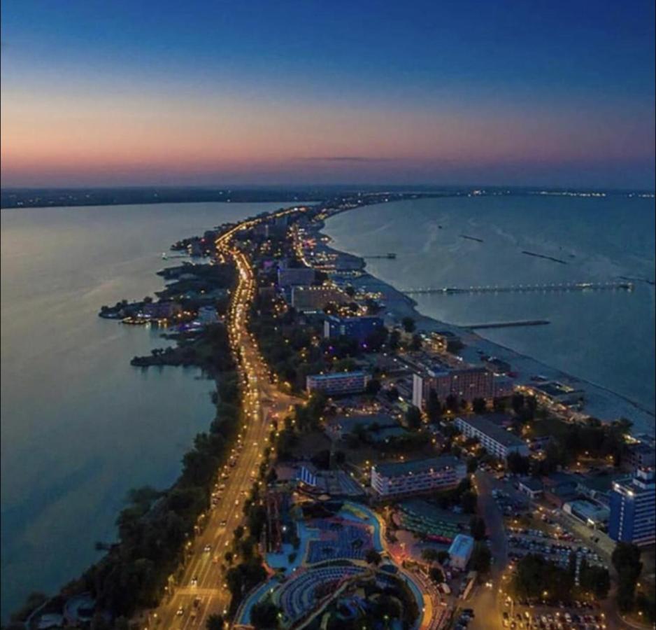 Summerland Sea & Lake Mamaia Dış mekan fotoğraf